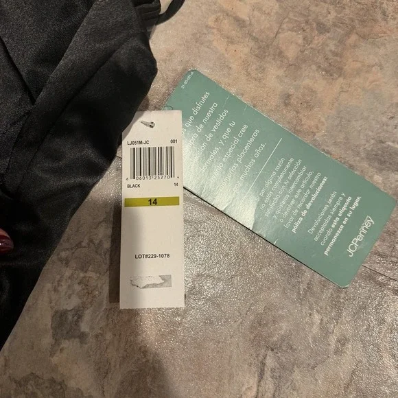 NWT Black Satin Strapless  Dress Size 14 Bridesmaid Cocktail Formal Prom - Picture 3 of 8